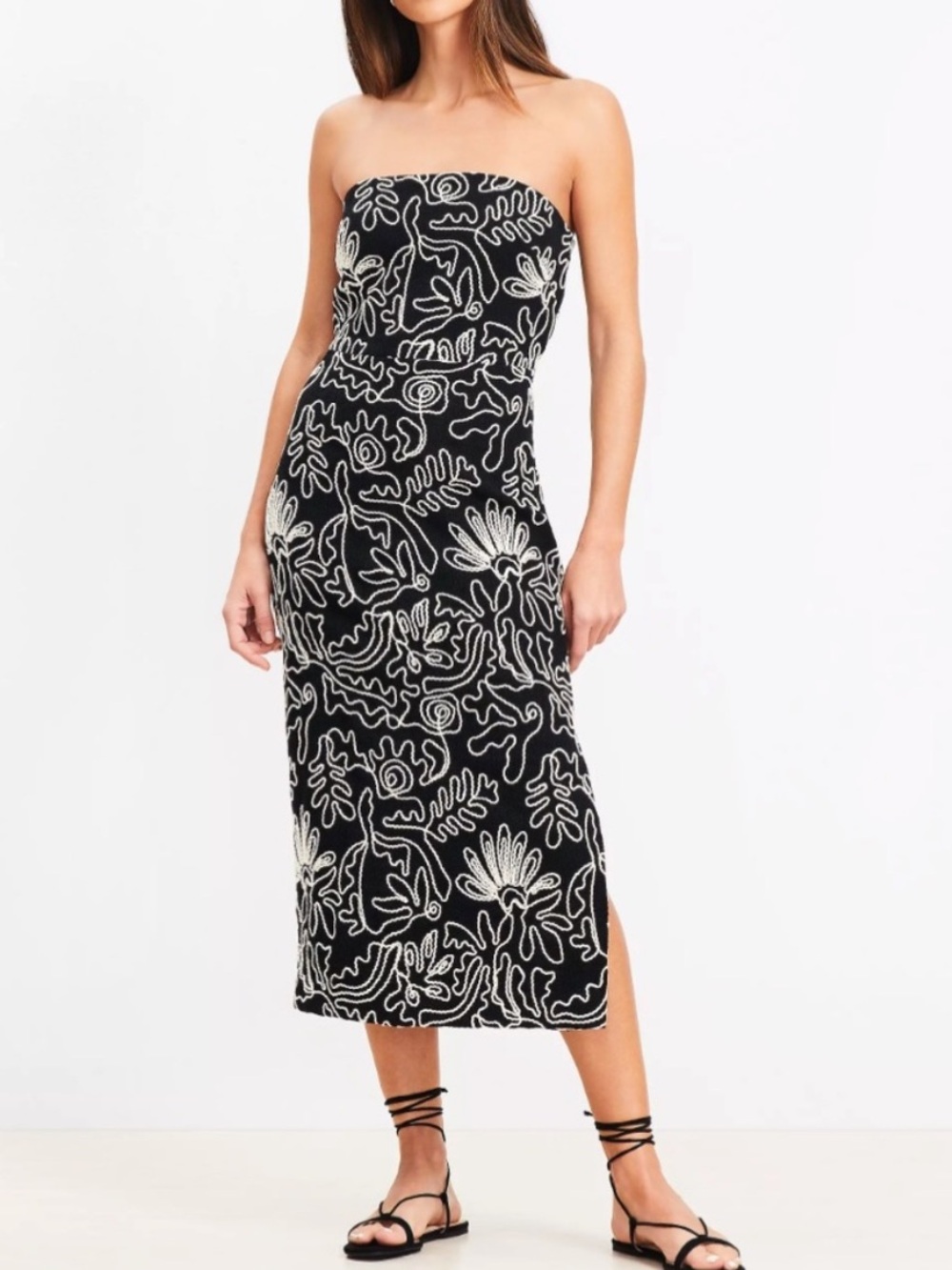 NWT Loft Women’s Tropical Embroidered Strapless Midi Dress in a Size 8